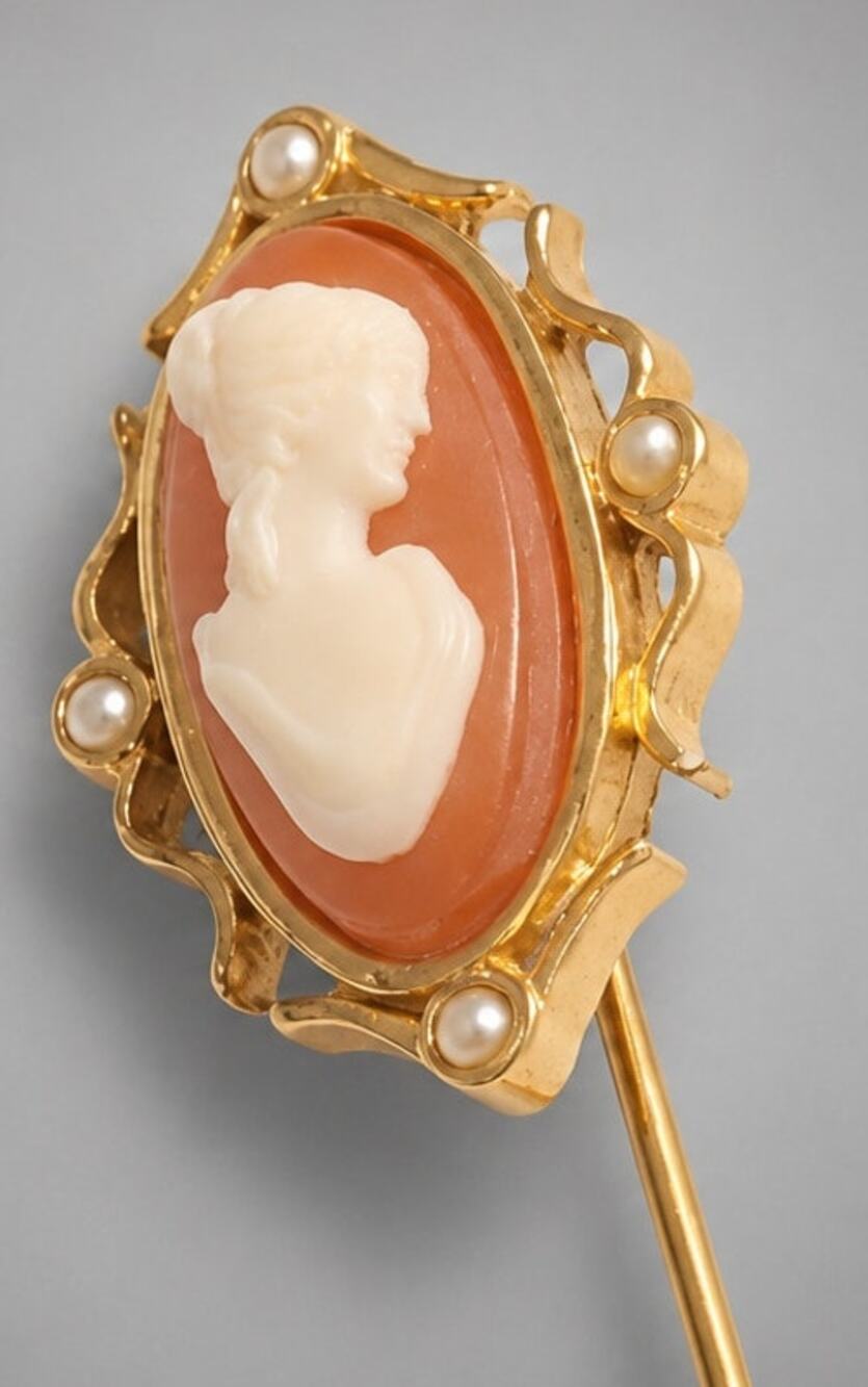 Avon Peach Cameo Stickpin 2.25" Seed Pearls Stick Pin Gold Tone Romantic ab1